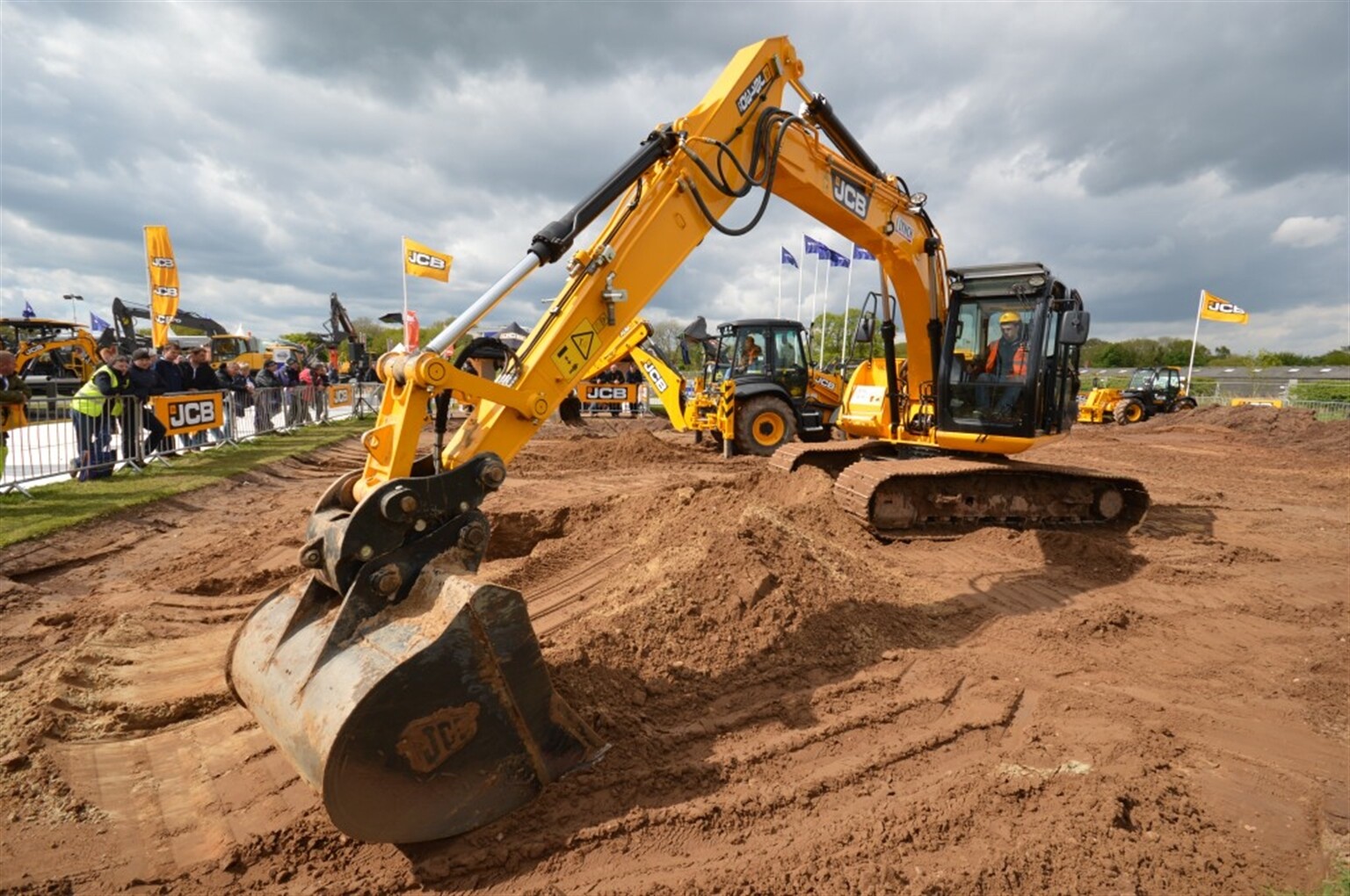 Exhibitors claim prime Plantworx spots in live draw