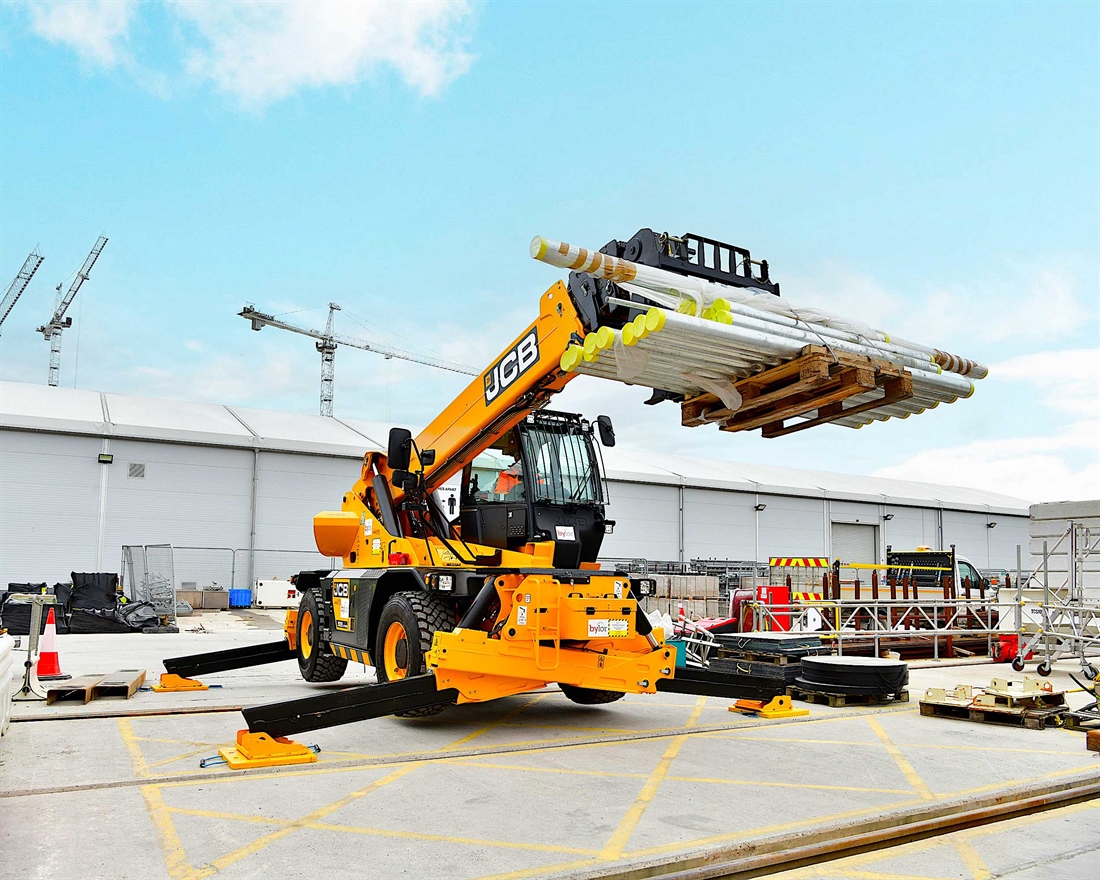 JCB roto-telehandler arrives at Hinkley Point C