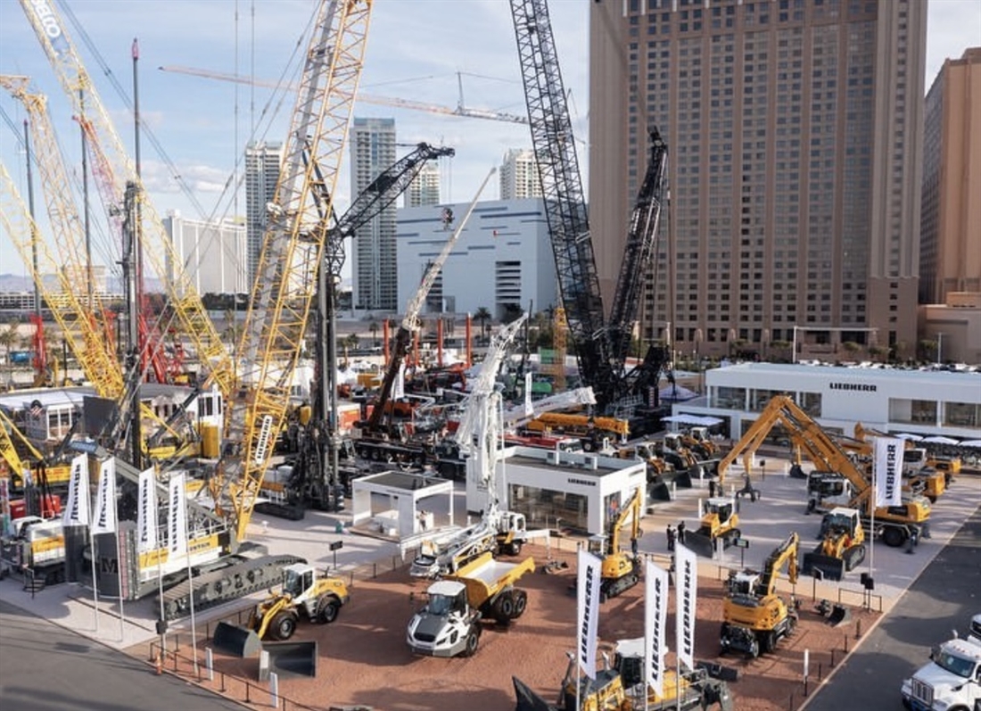 Liebherr at ConexpoCon/Agg 2023