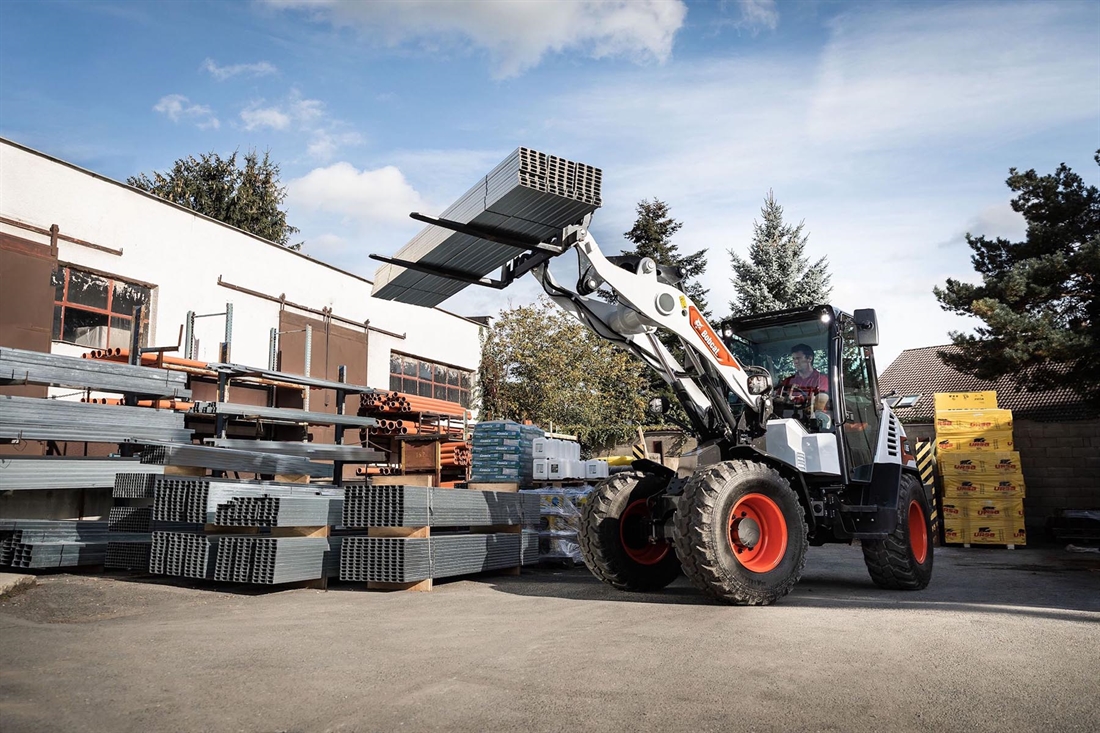 New Bobcat L95 compact wheel loader