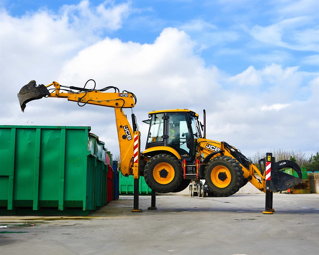 JCB slashes costs for Bryson Recycling