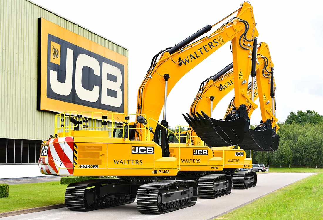 Walters places major JCB 370X order