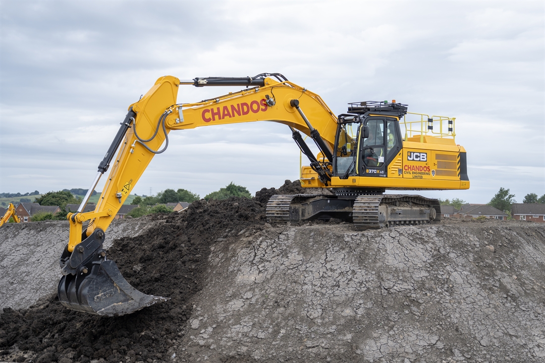 Chandos digs deep with mighty JCB 370X