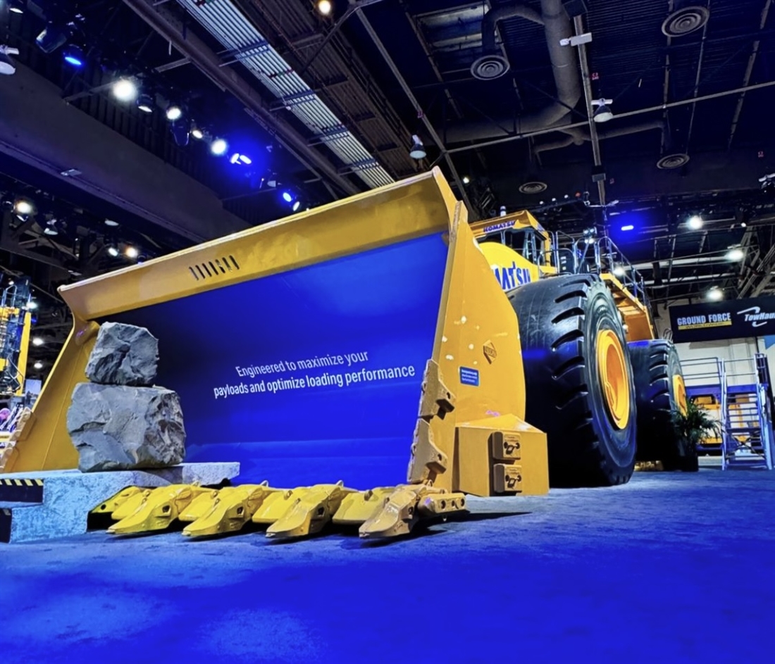 Komatsu Took the Crown for Largest Wheeled Loader at Minexpo.