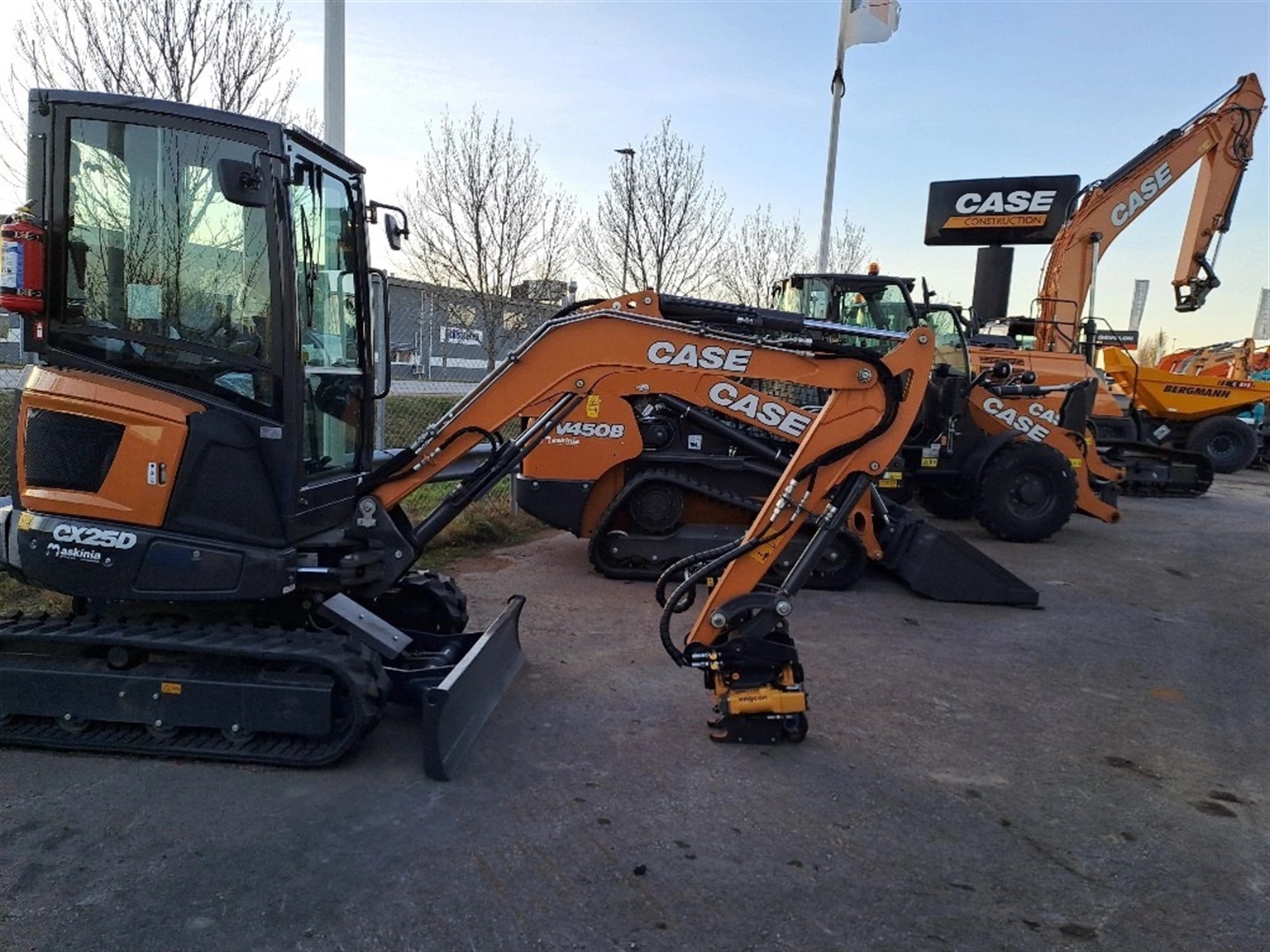 Swedish Dealer Holds Machinery Days