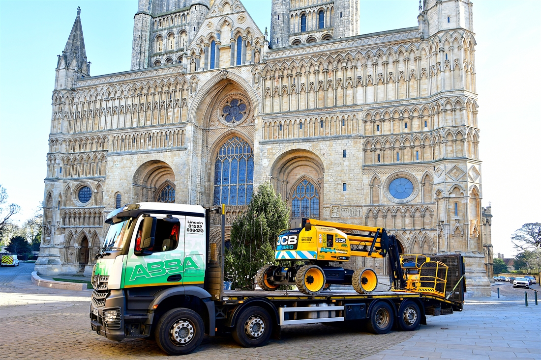 ABBA lifts the Christmas spirits with JCB hybrid boom deal