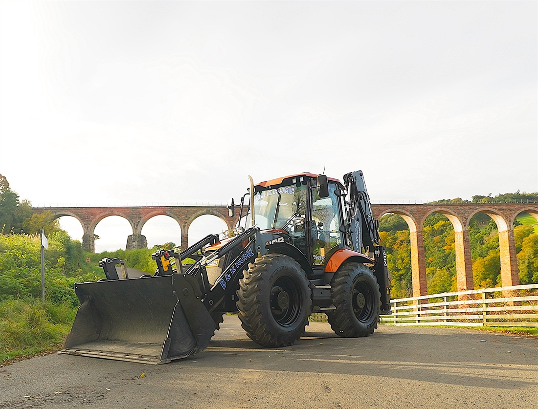 Unique DualDrive JCB stands out from the crowd