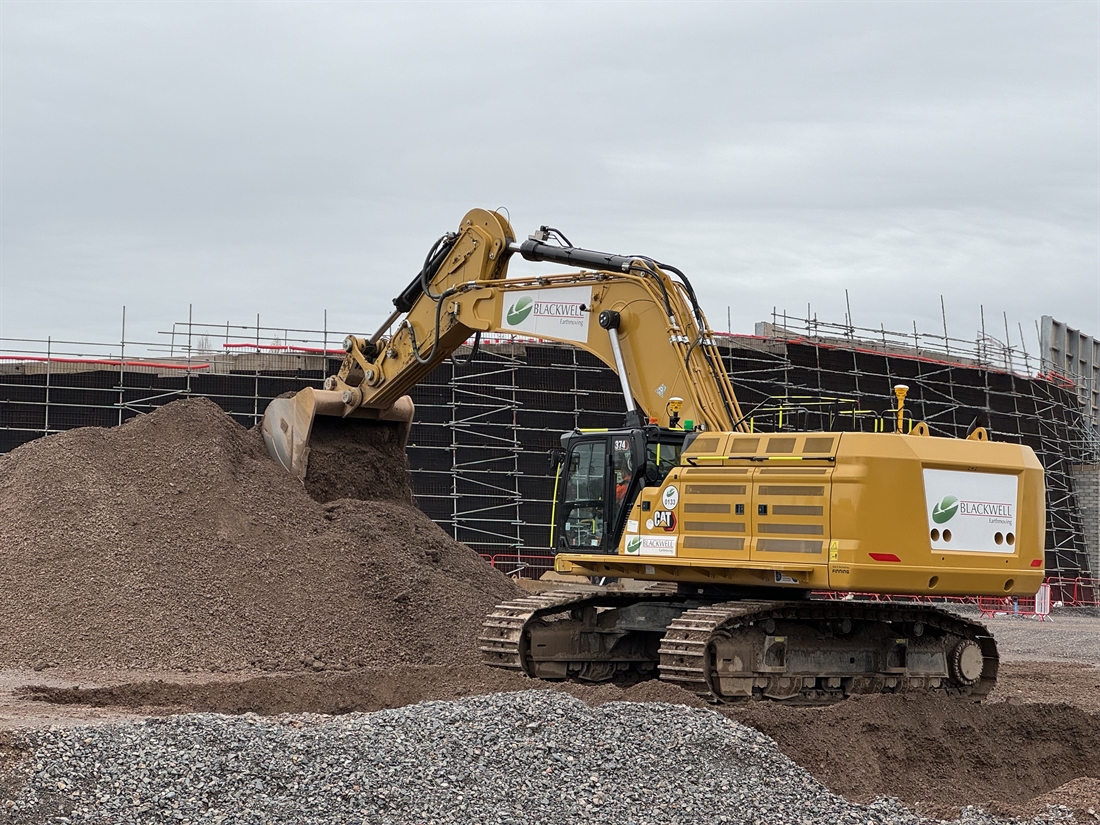 Technology drives productivity and efficiency savings for Blackwell Earthmoving Ltd.