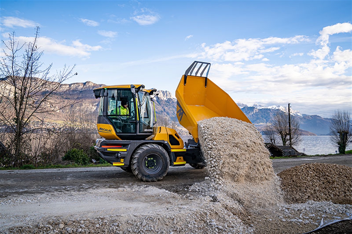 Revotruck, a Revolution in Site Dumpers