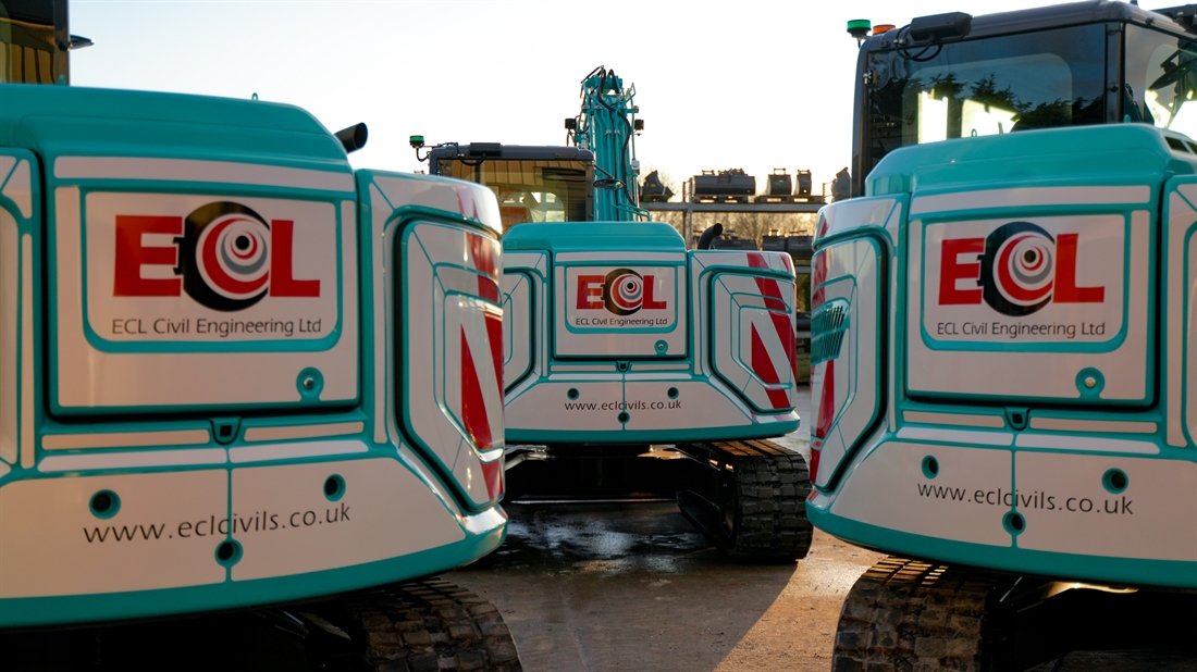 ECL complete a 20 Kobelco excavator deal