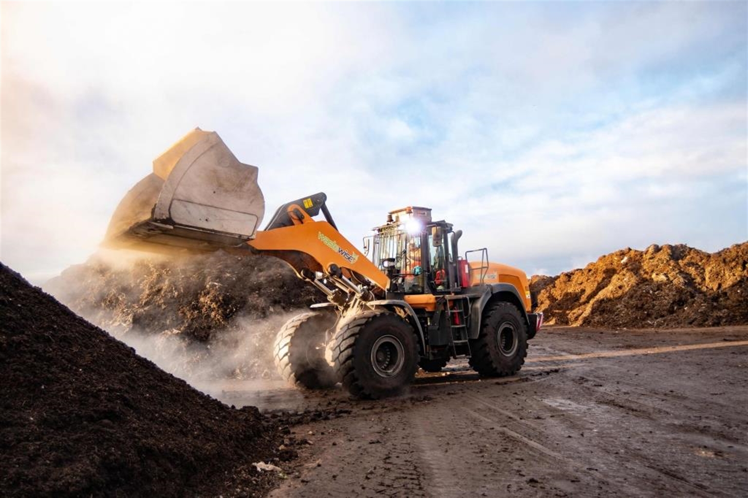 Case delivers increased performance with UK's first 651G loader