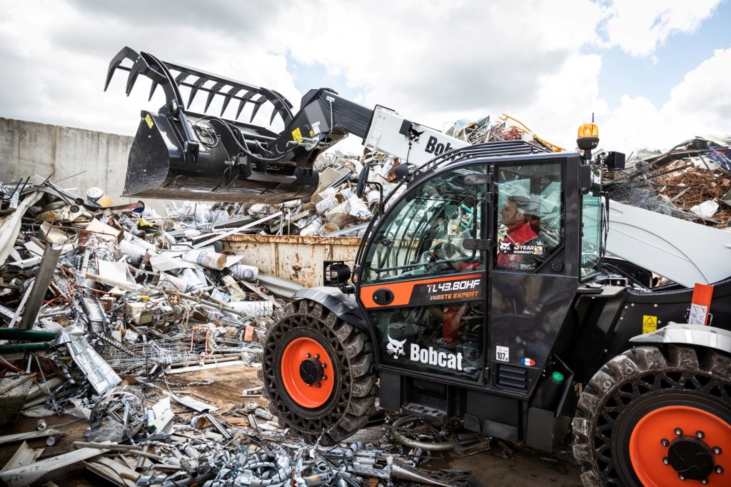 New Bobcat ‘waste Expert Is One Tough Animal